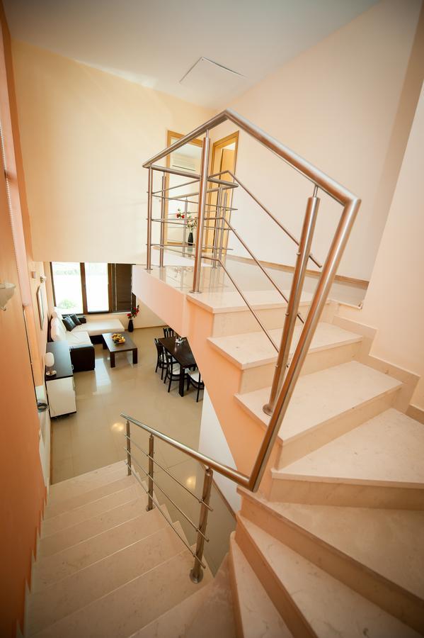 Lighthouse Apartments And Villas Balchik Exterior photo